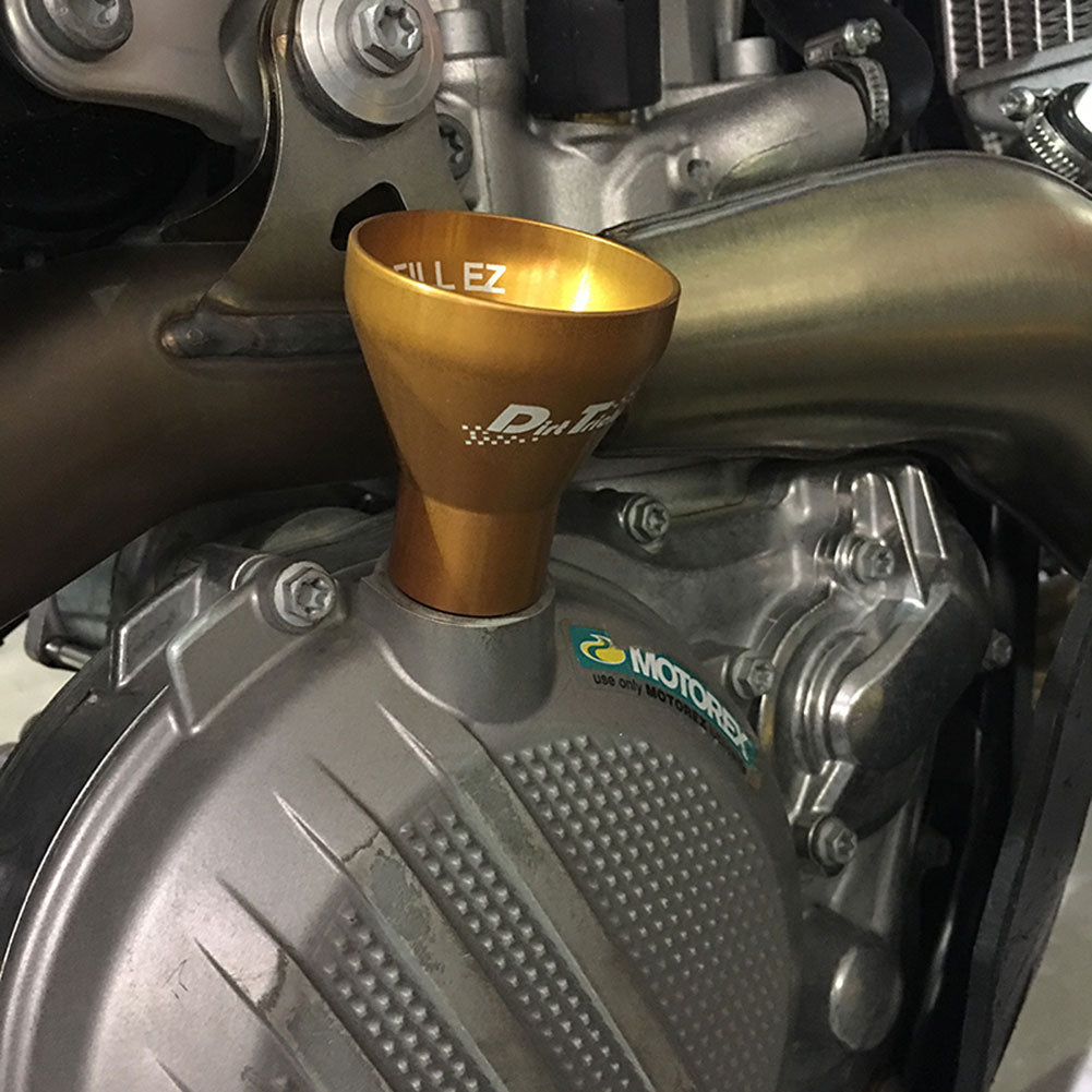 Dirt Tricks Fill EZ Oil Filler