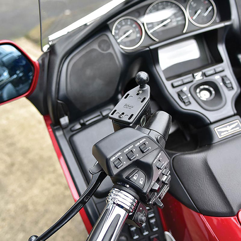 Ram Mounts Ram Multi-Fit Reservoir Cover Side Ball
