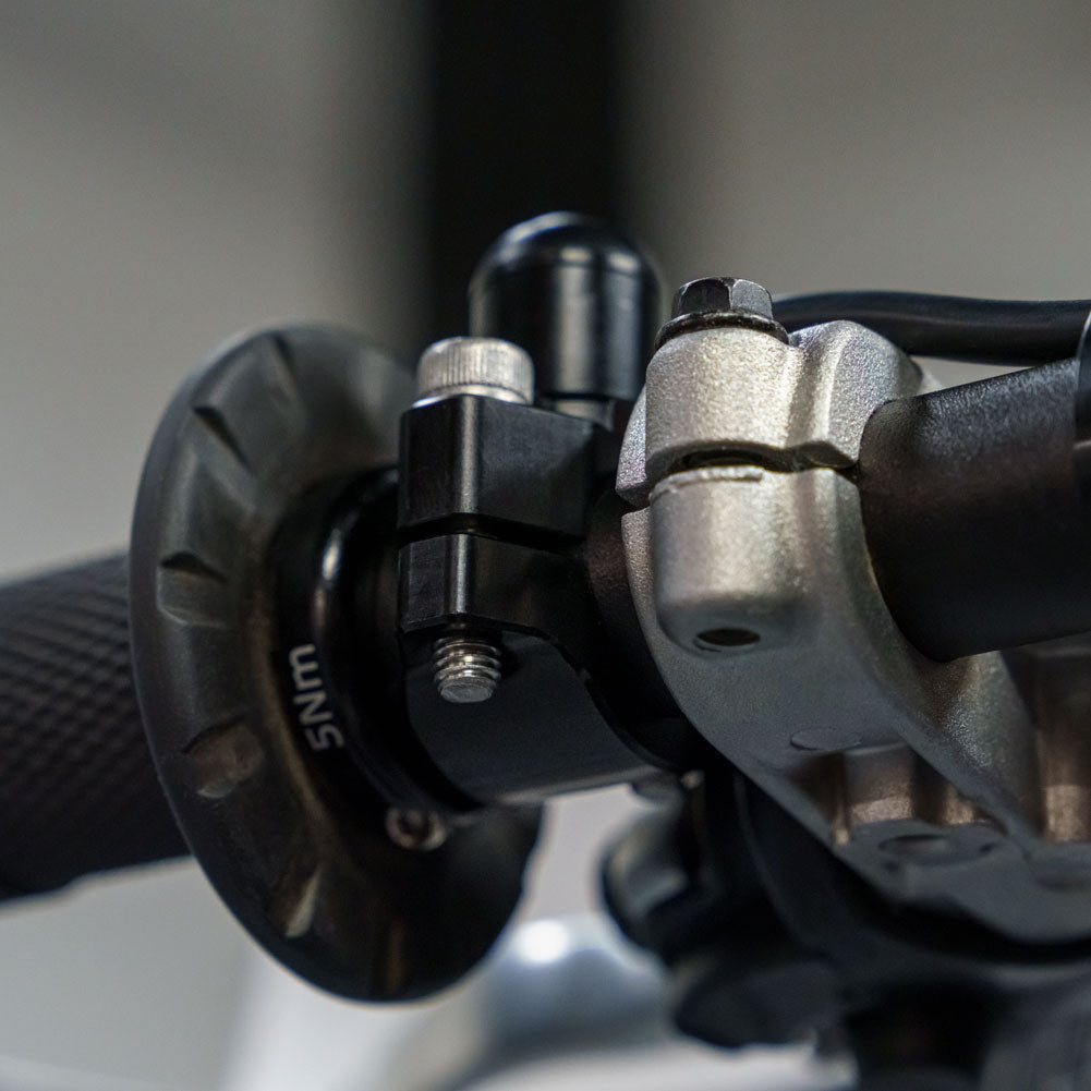 Thumper Jockey Crusader Switch Mount Plate