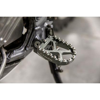 Tusk Billet Race Foot Pegs