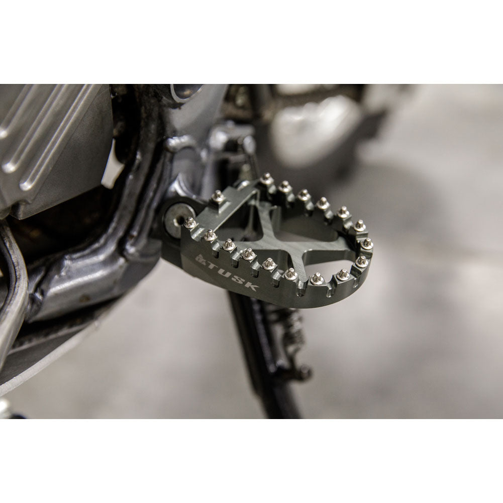 Tusk Billet Race Foot Pegs